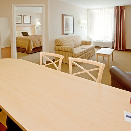 Candlewood Suites Houston The Woodlands By Ihg Room photo